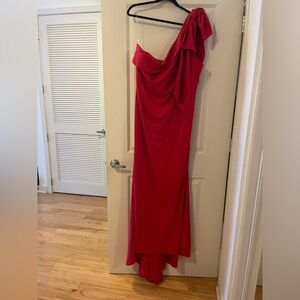 ✨SOLD✨- NWT Sexy one shoulder bow evening dress